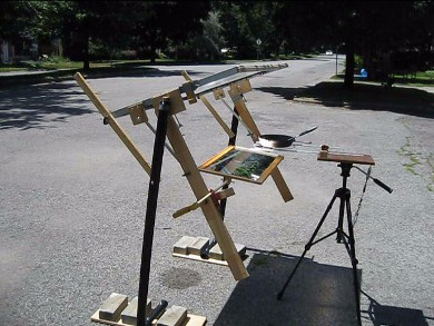 The completed fresnel lens and mirror solar cooker.