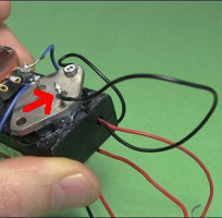 Battery negative is soldered to the transistor's emitter pin.